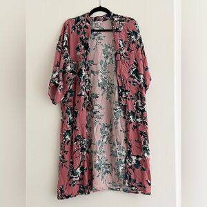 Splendid Painted Floral Kimono - Small
